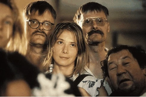 Bir Andrei Konchalovsky filmi: Deliler Evi (Dom Durukov) 2002